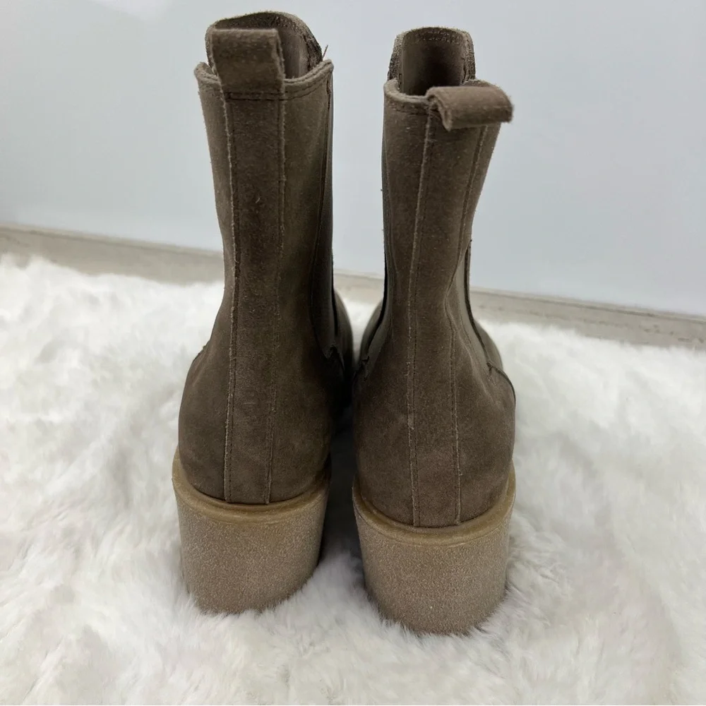NEW LA CANADIENNE Zaine Waterproof Chelsea Boot Stone Oiled Suede Chunky Sz 5.5 - Picture 10 of 15